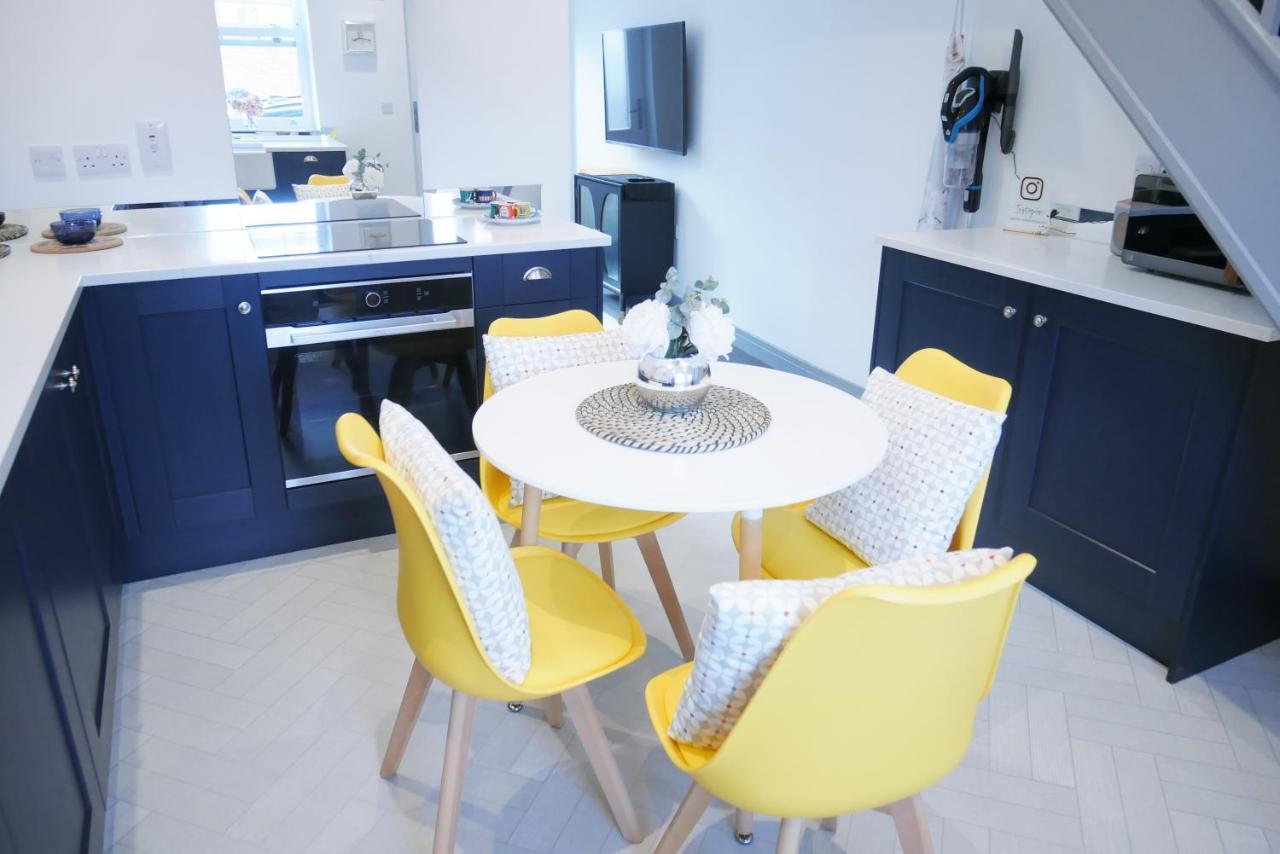 Apartment 2 Bed Luxury Duplex In Heart Of Holt *